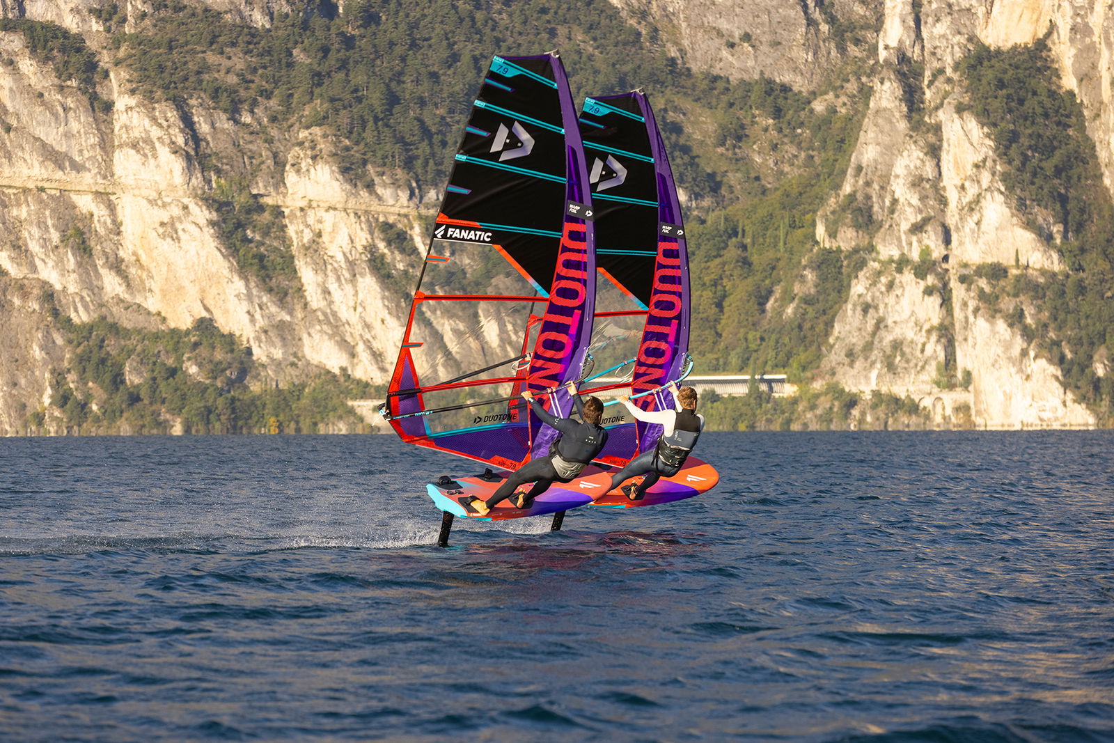 FaB lacktek whisperers　CF　Cold Foil FaB lacktek whisperers CF Cold Foil Blacktek Whisperers