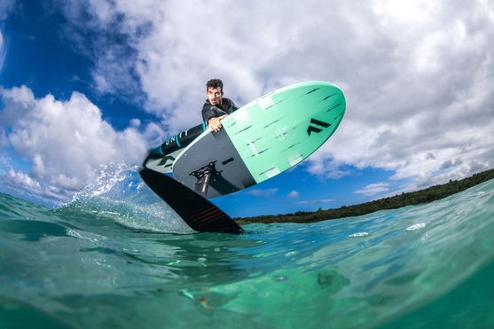 Fanatic_X_Wing-Set-Aero-Free_Action-Shots_3