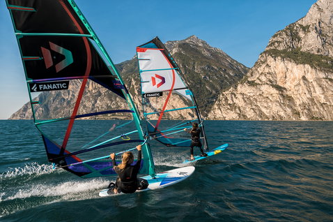 Fanatic Eagle HRS freeride windsurf board during windsurfing on a mountain lake